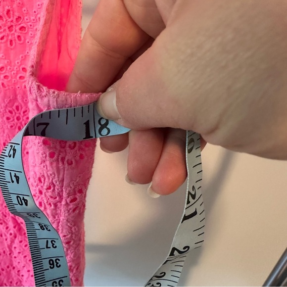 Vineyard Vines Woman's Pink Eyelet Top Tiered Coquette Girl Beach Feminine Sz XS - Picture 5 of 7